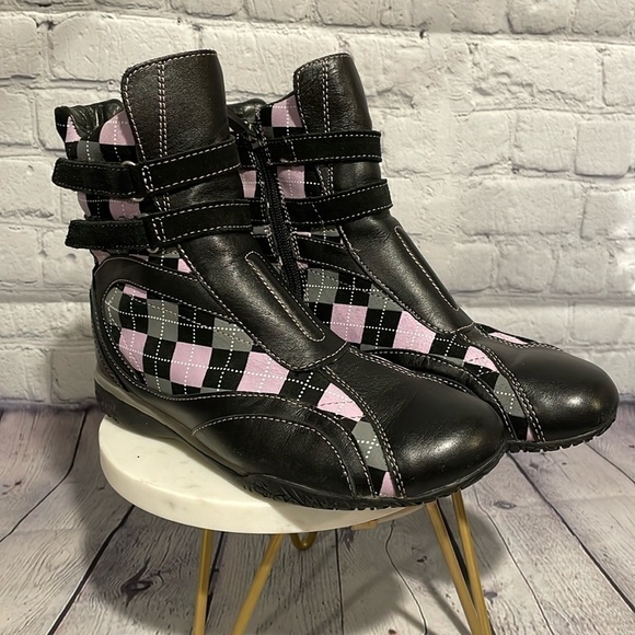 Donald J. Pliner Leather hi top argyle black and purple sneakers Size 6 - Picture 1 of 9